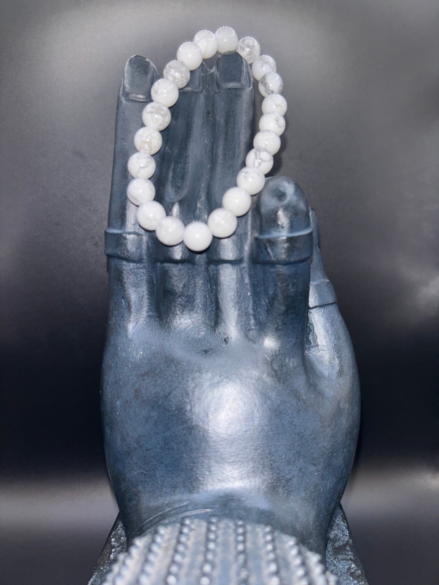 White Jade Bracelet: A Symbol of Purity and Serenity